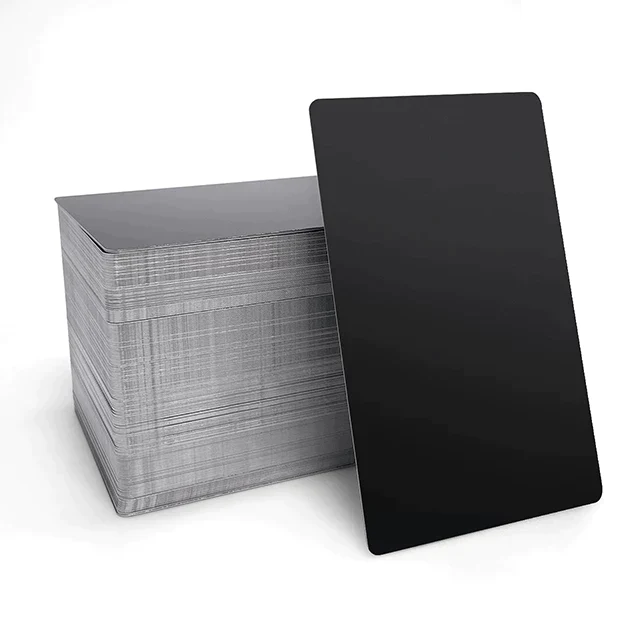 Carte de visite en métal noir mat xTool (300 pièces)