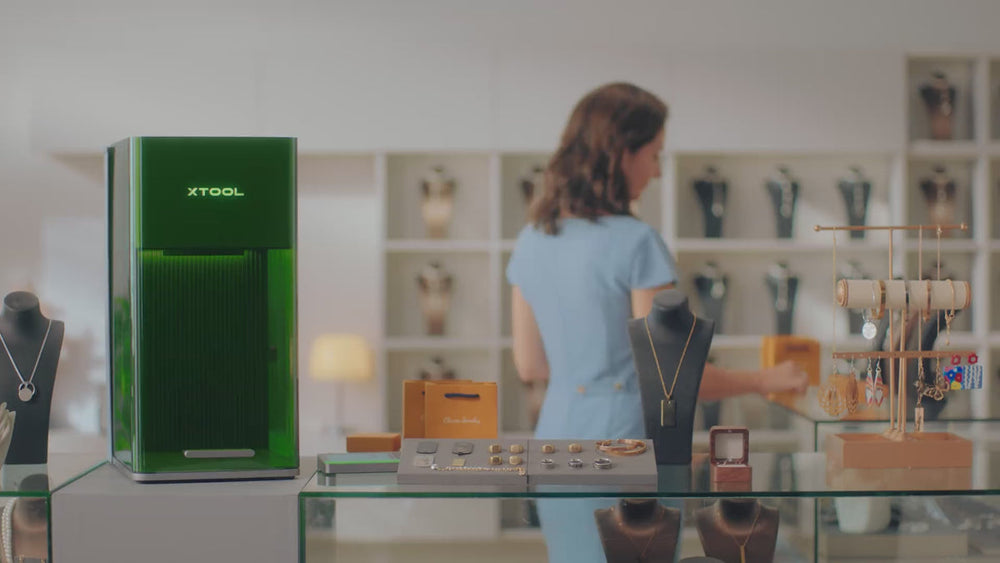 xTool F1 Ultra + Conveyor